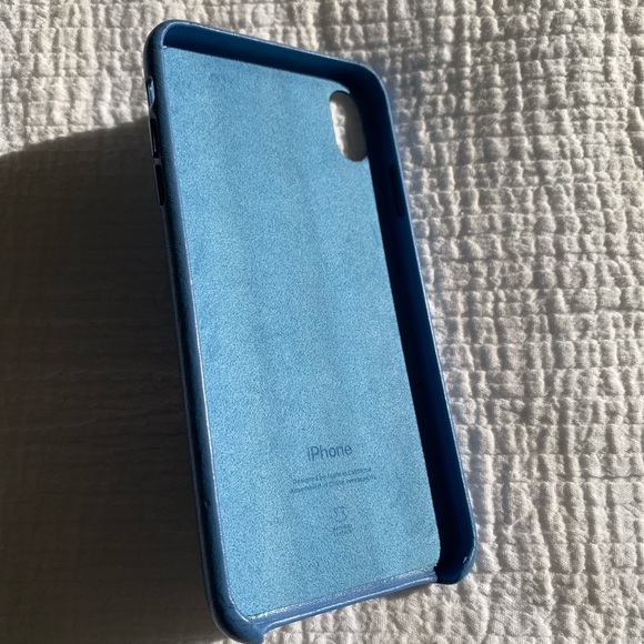 SOLD❗️🌻 IPhone XS MAX Case - Picture 4 of 7